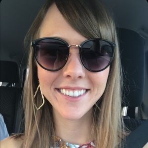 Meet your Posher, Brie